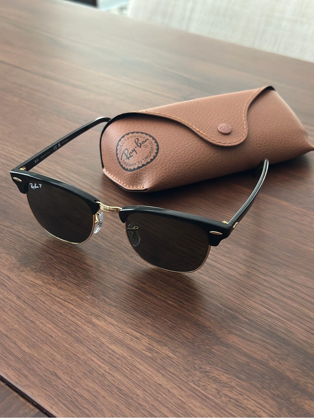 Ray-Ban Clubmaster Sunglasses in Black and Gold with Brown Case